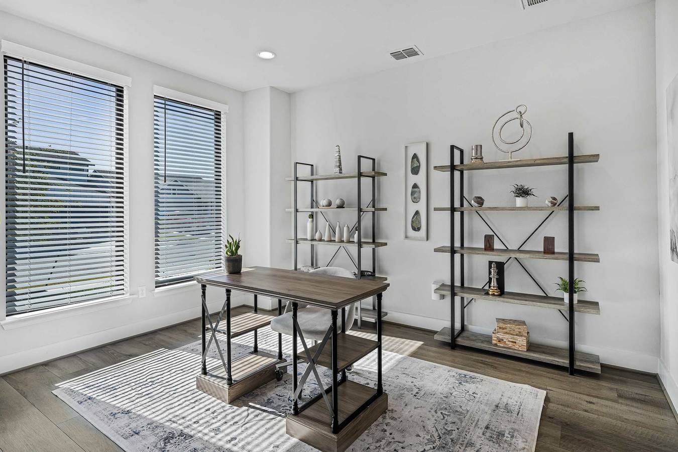 Modern Home w  Outdoor Entertaining Space in Condado de Travis