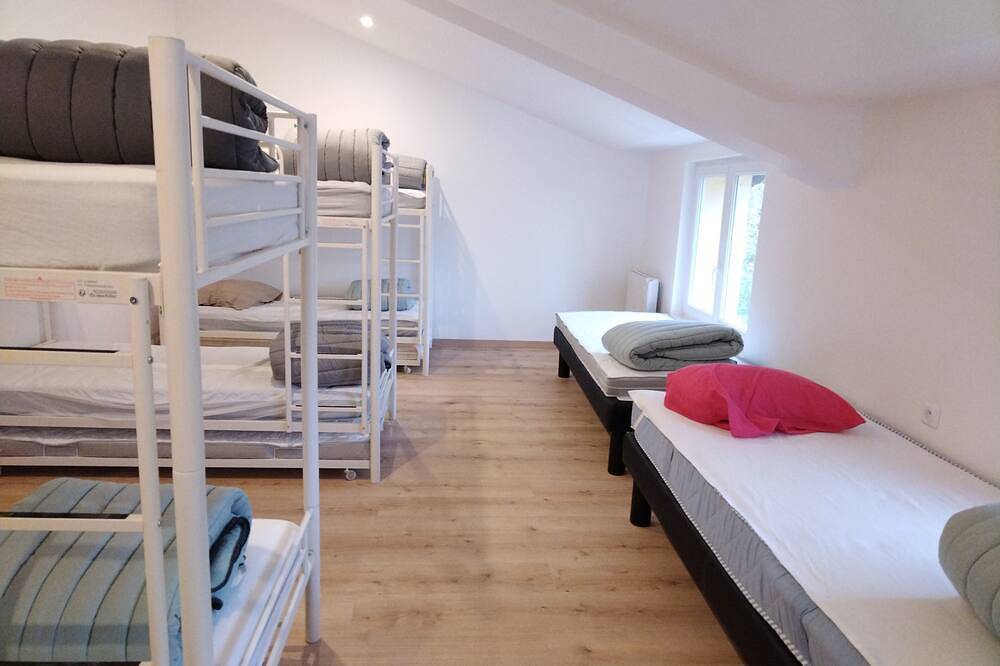 Appartement entier, Auberge Le bac  qui donne face à la marne in Charly-sur-Marne, Aisne