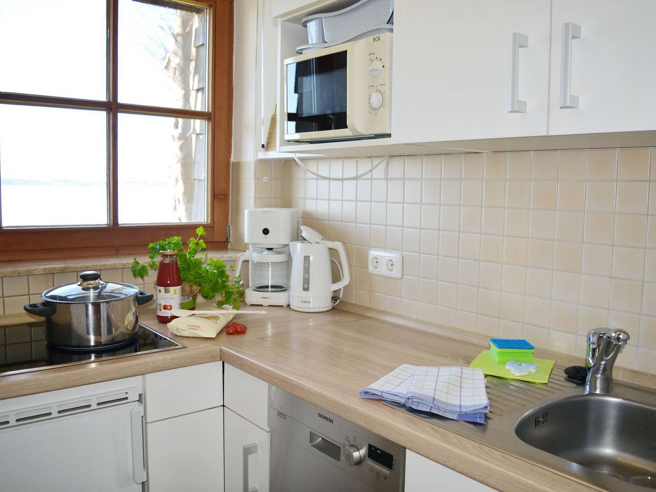 Ganze Ferienwohnung, Ferienresidenz Chiemseestrand - Apartment 7 - Ferienresidenz Chiemseestrand - Apartment 7 in Chieming, Chiemsee