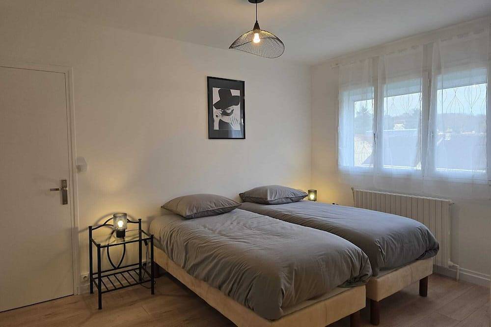 Quiet house with Jacuzzi near Disney ideal for family or business stay in Gouvernes, Seine-et-Marne