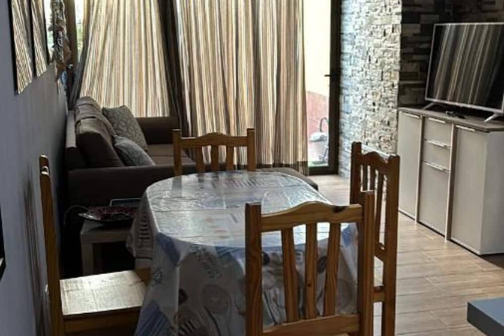 Entire apartment, Beach House in Playa Neptuno (Santiago del Teide), Santiago del Teide