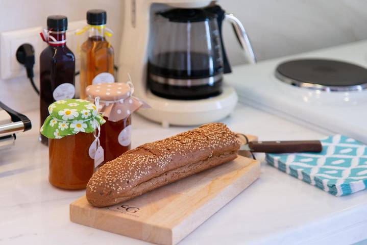 Location de vacances pour 2 personnes, avec jardin et vue dans Kamarès - 2