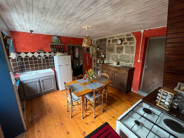 Cottage 'Le Petit Roule' with Mountain View, Private Garden and Wi-Fi in Labatie-d'Andaure, Parc naturel régional des Monts d'Ardèche