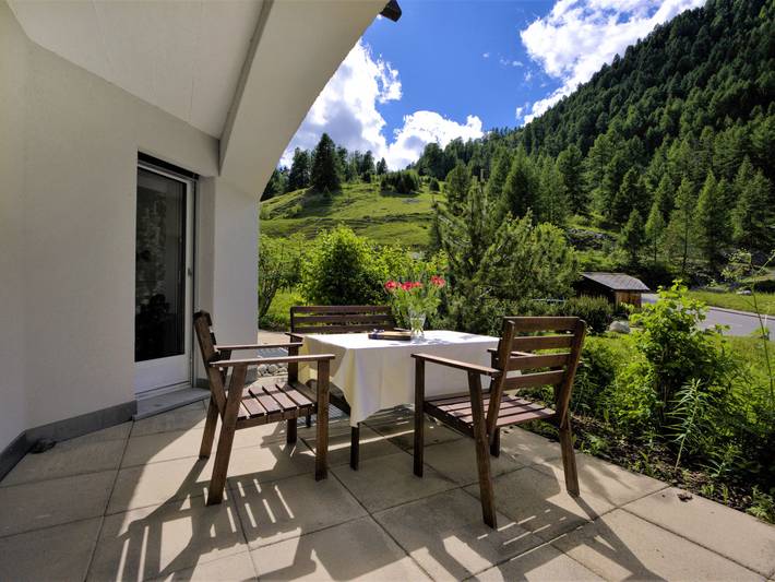 Ferienwohnung für 4 Personen, mit Terrasse und Garten in St. Moritz
