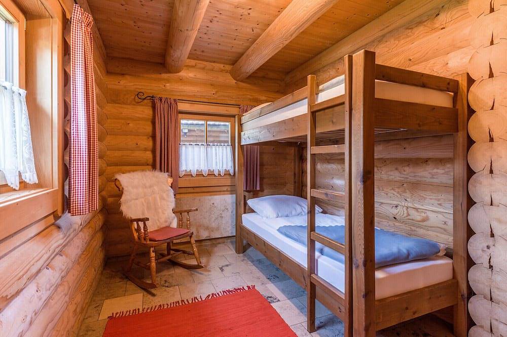 Audorfer Blockhaus 125qm, zwei Terrassen, Balkon, Sauna in Oberaudorf, Bayerische Alpen