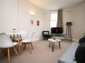 Apartment for 5 People in Bristol, South West England, Photo 4