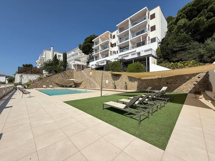 Ferienwohnung für 6 Personen, mit Terrasse und Pool in Roses - 3