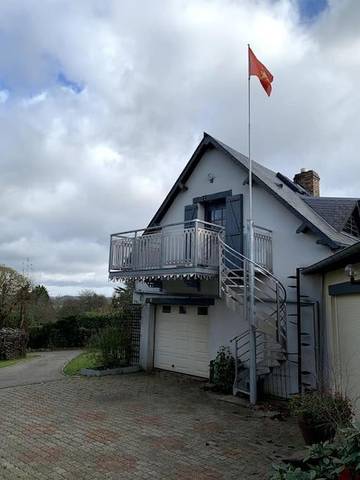 Gîte pour 4 personnes, avec vue ainsi que terrasse et jardin à Gaillon