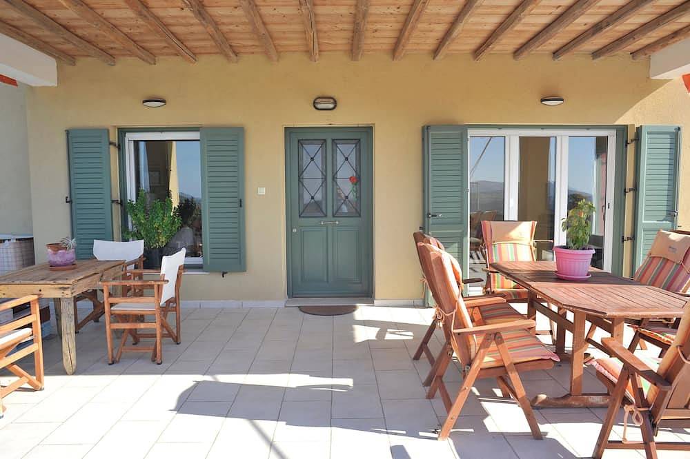 Huis met panoramisch uitzicht in Syros in Syros