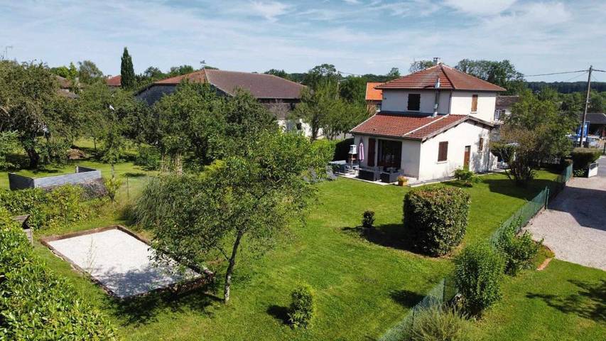 Location de vacances pour 8 personnes, avec jardin à Montier-en-Der - 2