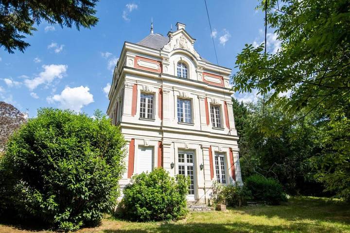 Maison d’hôte pour 7 personnes, avec jardin à Saint-Benoît-la-Forêt