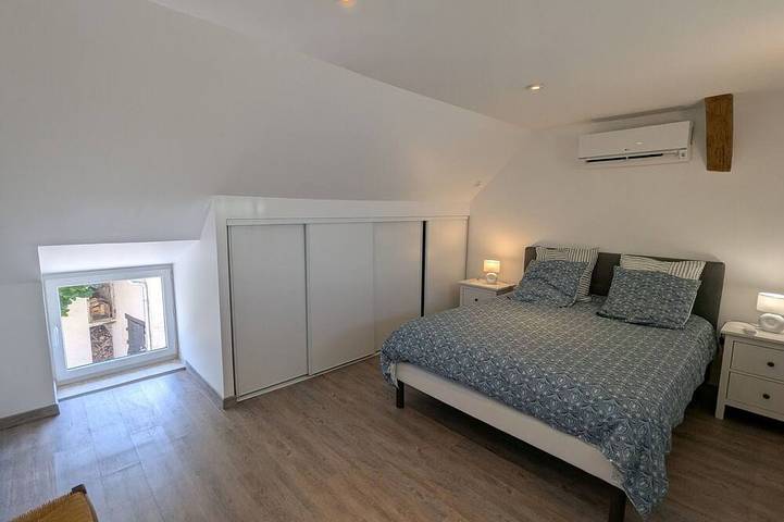 Gîte pour 6 personnes, avec jardin à Tavers - 2