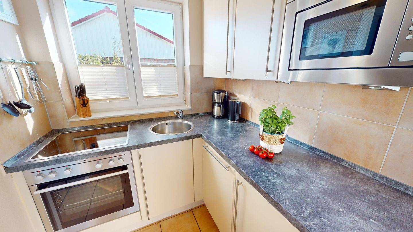 Ferienhaus für 6 Personen und Hund mit Kamin, Sauna und eingezäuntem Garten in Südstrand Pelzerhaken, Ostholstein