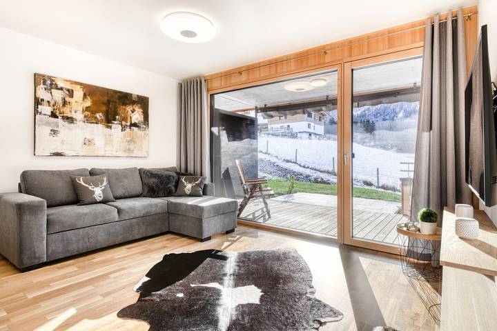 Vacation rental for 4 people, with yard and terrace in Brandnertal