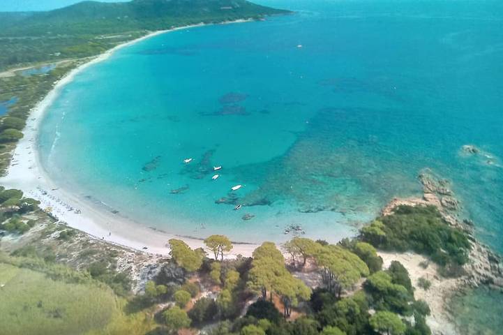 Villa pour 4 personnes, avec jardin et terrasse dans Palombaggia