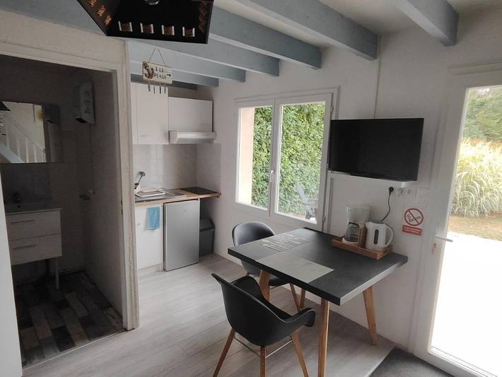 Location de vacances pour 2 personnes, avec piscine ainsi que jardin et terrasse à Allassac - 4