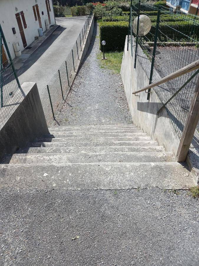 Gîte pour 4 personnes, avec jardin à Saligos - 4