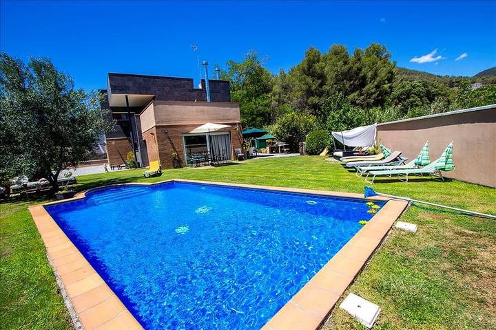 Chalet para 14 personas, con jardín en Valles Occidental - 2