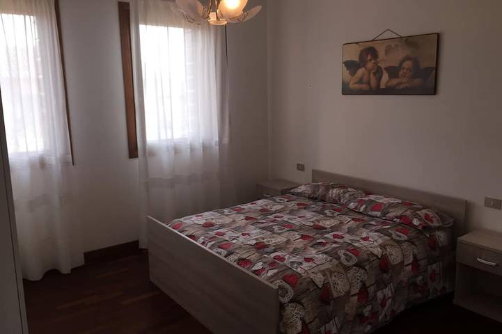 Gîte pour 4 personnes, avec balcon et jacuzzi à Paderno del Grappa - 2