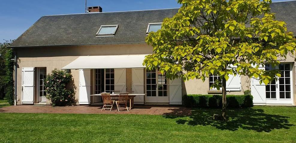 Maison d’hôte pour 10 personnes, avec piscine ainsi que jardin et terrasse dans Eure-et-Loir - 2