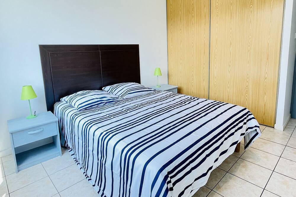 Entire apartment, Baudelaire: Apartment 300 metres from the thermal baths in La Vôge-les-Bains, Épinal region