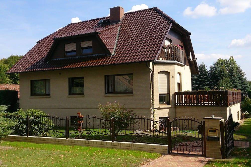 Ganze Wohnung, Privatvermietung Kulowatz - Zweibettzimmer 1 in Cottbus, Lausitz