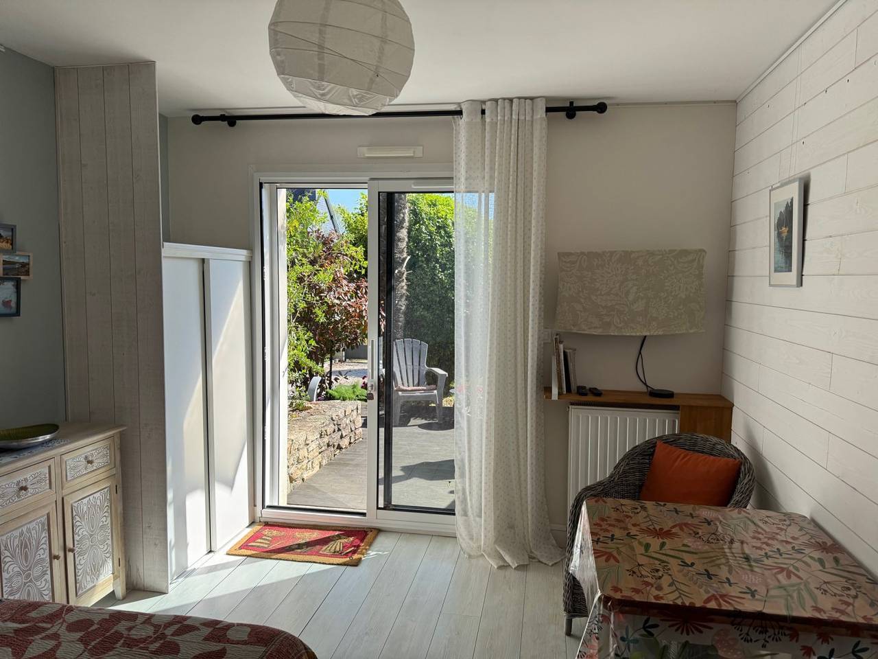 Studio entier, Charmant studio neuf, à 3 min de la mer en voiture in Fouesnant, Région de Quimper
