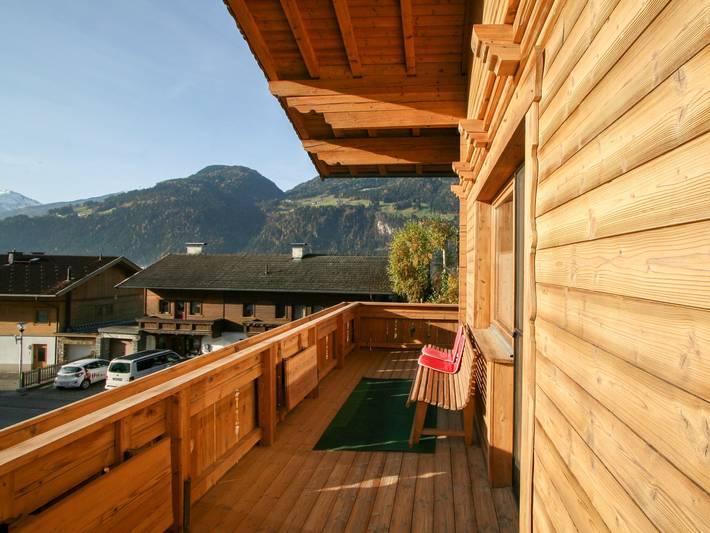 Ferienwohnung für 4 Personen, mit Garten und Balkon im Zillertal - 2