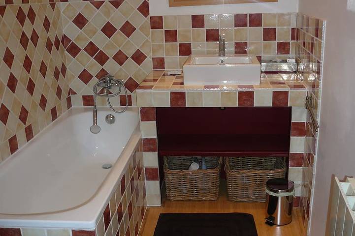 Location de vacances pour 4 personnes, avec jardin à Gargas - 4