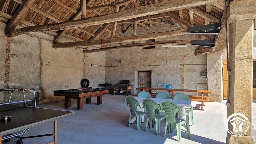 Gîte pour 12 personnes, avec jardin et piscine dans le Tarn - 4