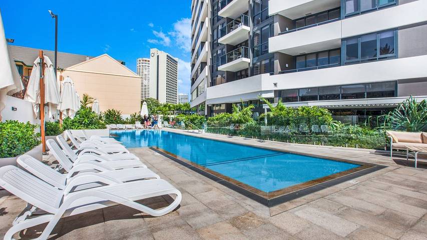 Holiday letting for 4 people, with pool and balcony/terrace as well as sauna in Gold Coast