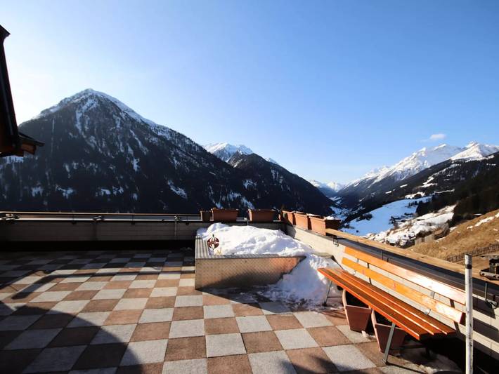 Villa für 14 Personen, mit Terrasse in Tirol - 3