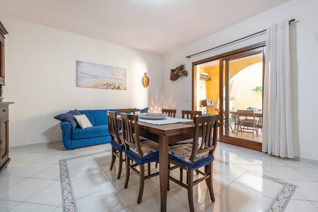 Casa Celeste: piscina compartida, terraza privada y aire acondicionado in Crabonaxa/Villasimius, Villasimius