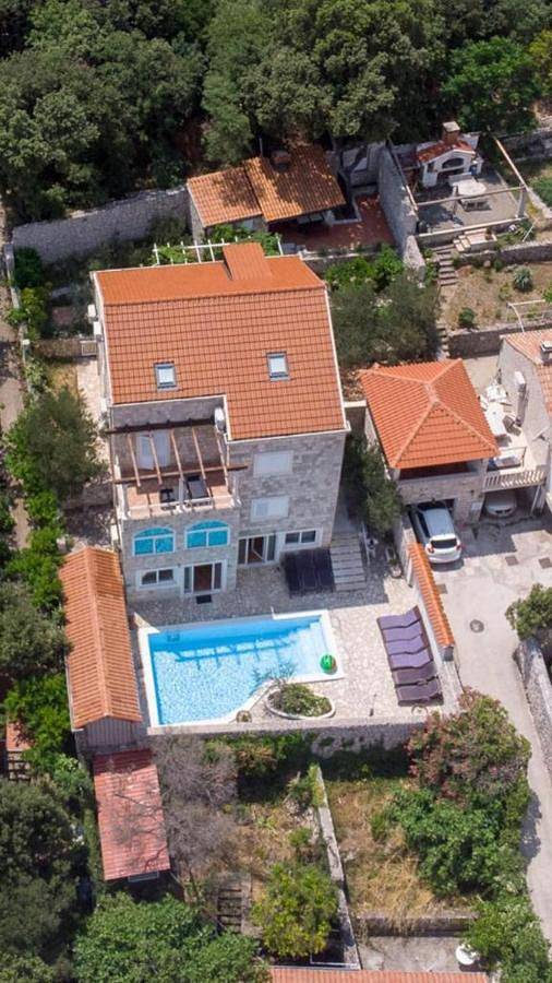 Villa con piscina per 21 persone, con giardino e panorama nonché piscina in Grad Dubrovnik