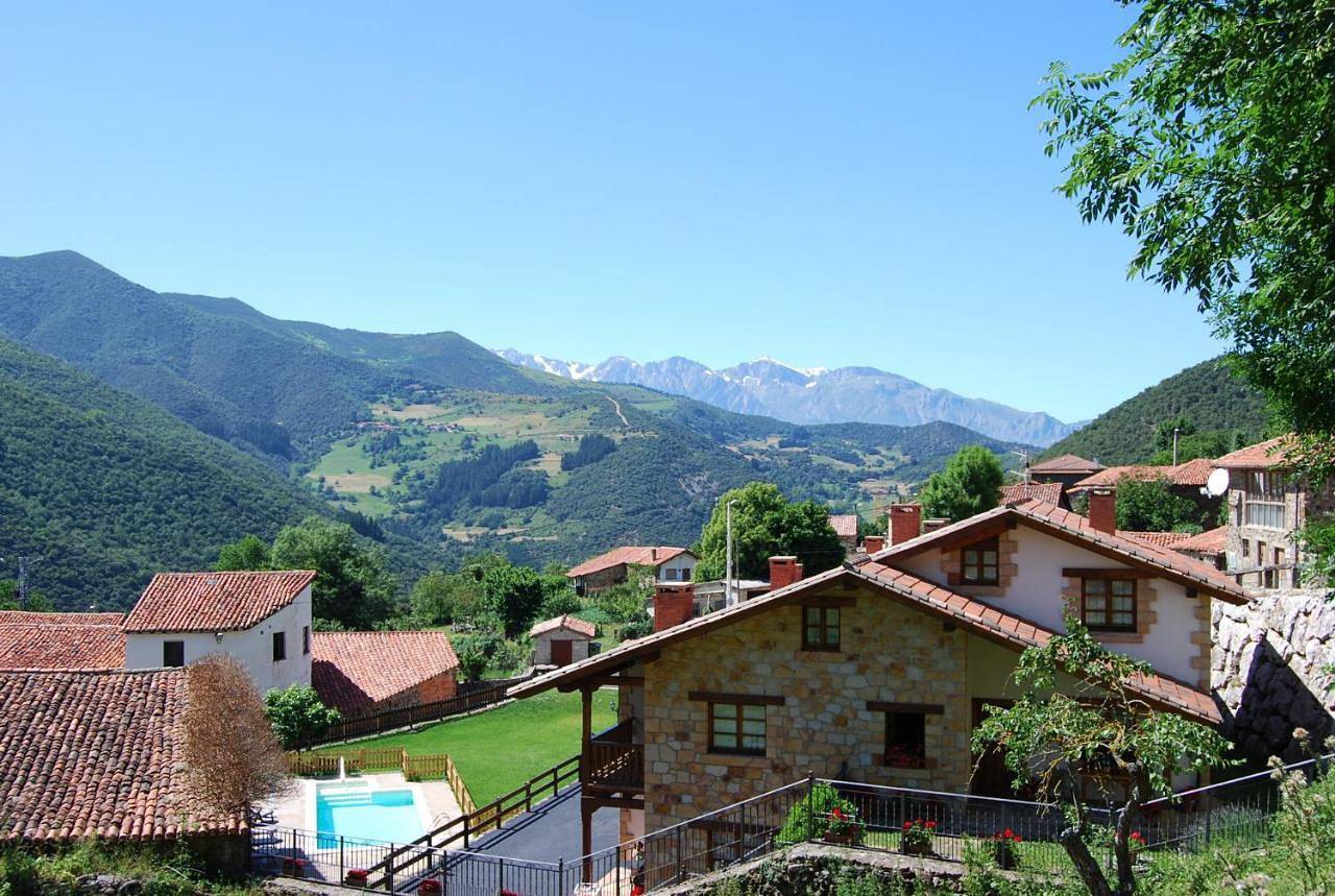Apartment with Shower in Pesaguero, Cordillera Cantábrica
