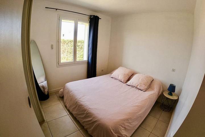 Location de vacances pour 4 personnes, avec jardin et terrasse à Cheval-Blanc - 2