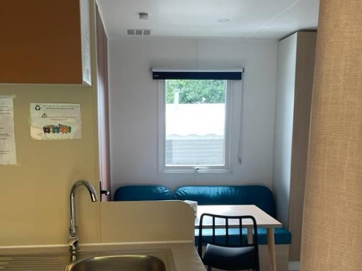 Camping Le Welcome - Mobilheim 4 personen - Mh 2Ch Premium - Überdachte Terrasse in Mesquer, Côte d'Amour