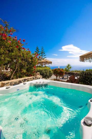 Hôtel pour 5 personnes, avec jardin et jacuzzi dans Firostefani