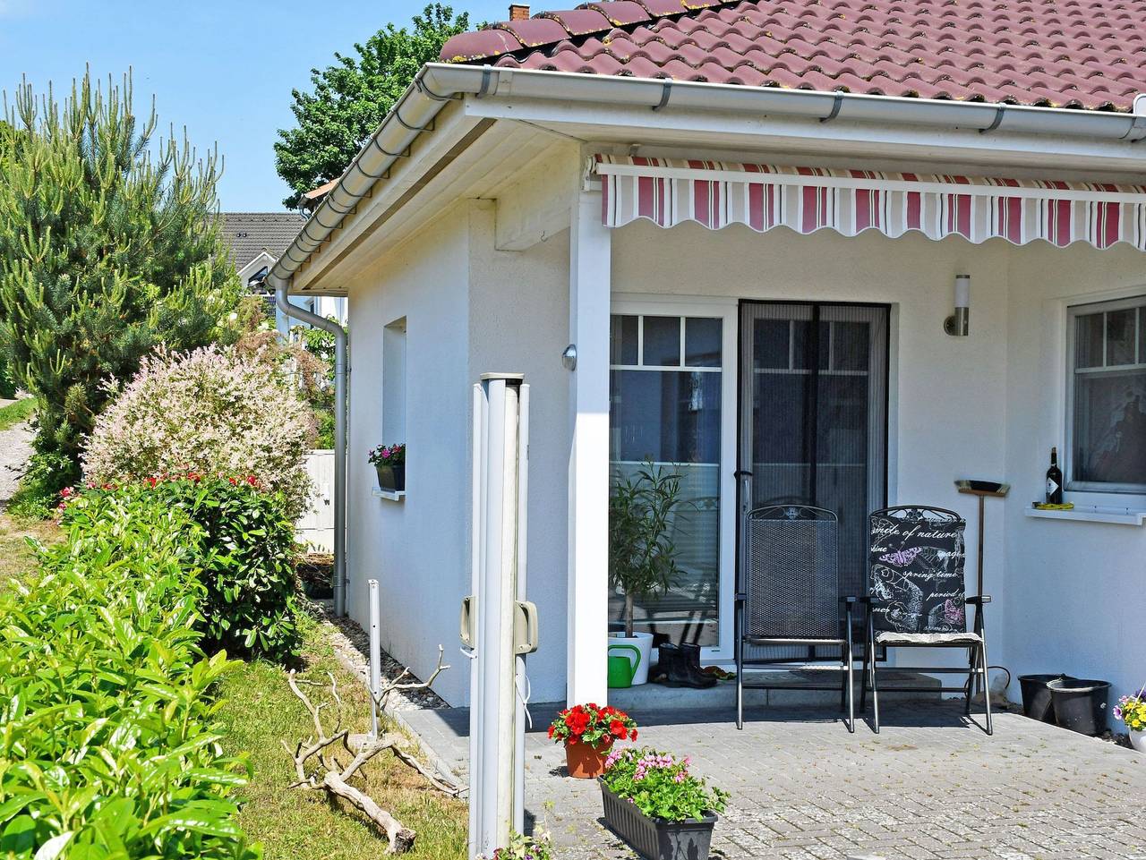 Ganze Ferienwohnung, 2-Raum-Ferienwohnung mit Terrasse in ruhiger Lage! in Göhren, Rügen