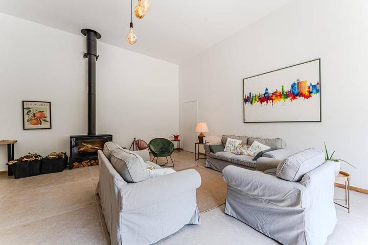 Location de vacances pour 8 personnes, avec vue ainsi que jardin et terrasse à Gaillan-en-Médoc - 4