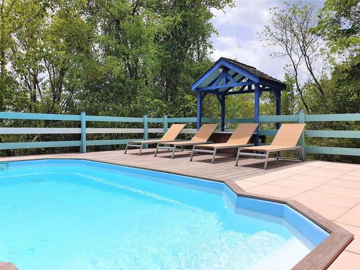 Villa pour 5 personnes, avec terrasse ainsi que piscine et jardin à Deshaies - 4