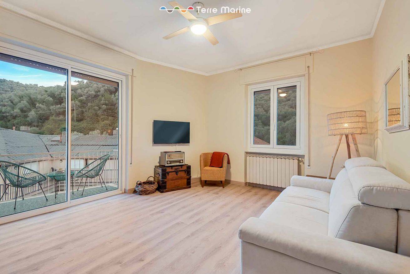 Ganze Wohnung, Essenza Di Mare in San Terenzo, Lerici Gemeinde