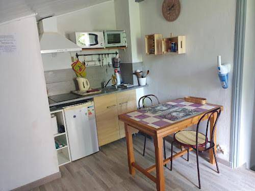 Appartement entier, Les Marronniers Charmant petit appartement a La Tour d'Aigues Vaucluse in La Tour-d'Aigues, Parc naturel régional du Luberon