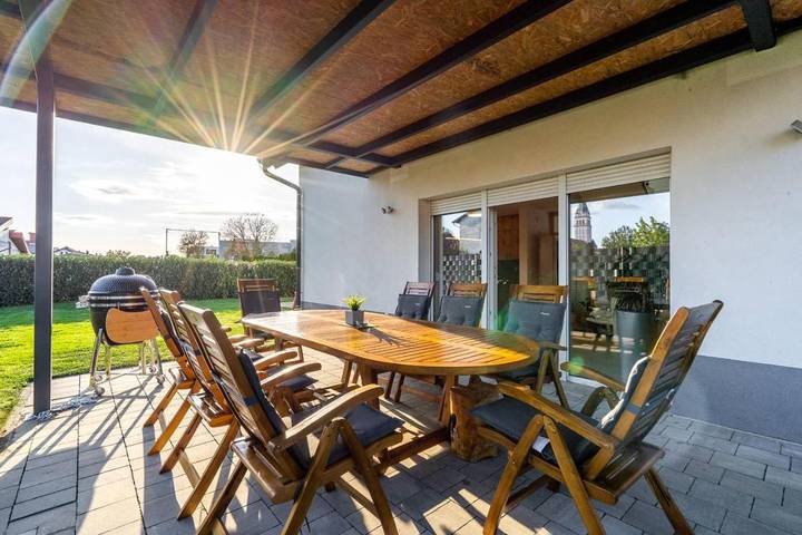 Villa für 6 Personen, mit Garten und Ausblick, mit Haustier - 1