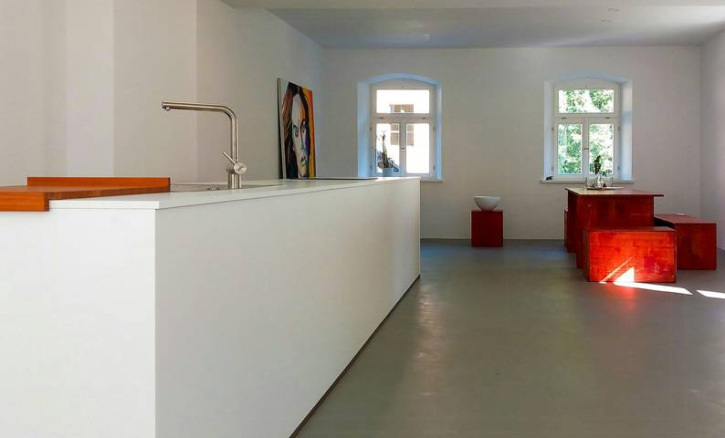 Ganze Wohnung, Minimalistisches Ferienapartment in der Oberpfalz in Neunburg vorm Wald, Naturpark Oberpfälzer Wald