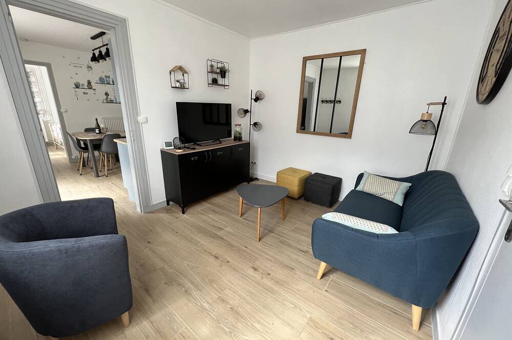 Cosy family home with garden - pets welcome! in Ouistreham, Caen region