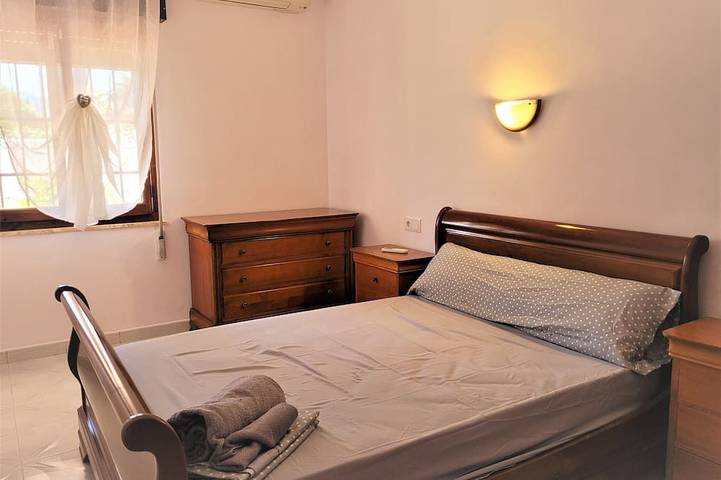 Ferienhaus mit Garten 150m vom Sandstrand in Las Marinas, Dénia