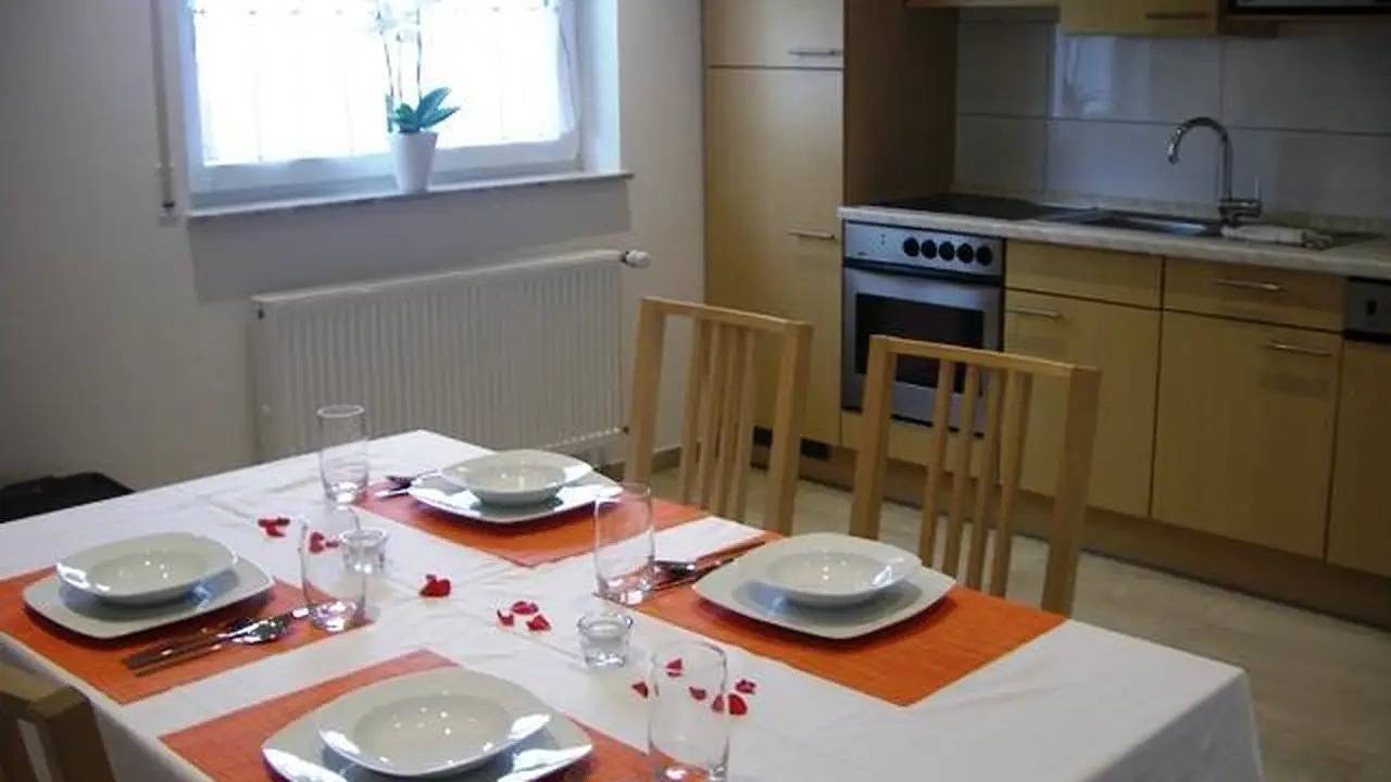 Ganze Ferienwohnung, Ferienwohnung für 2 Personen (90 m²) in Landstuhl in Landstuhl, Saar-Nahe-Bergland