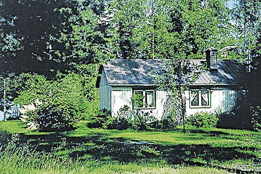 Amazing home in Arvika with lake view in Värmlands land