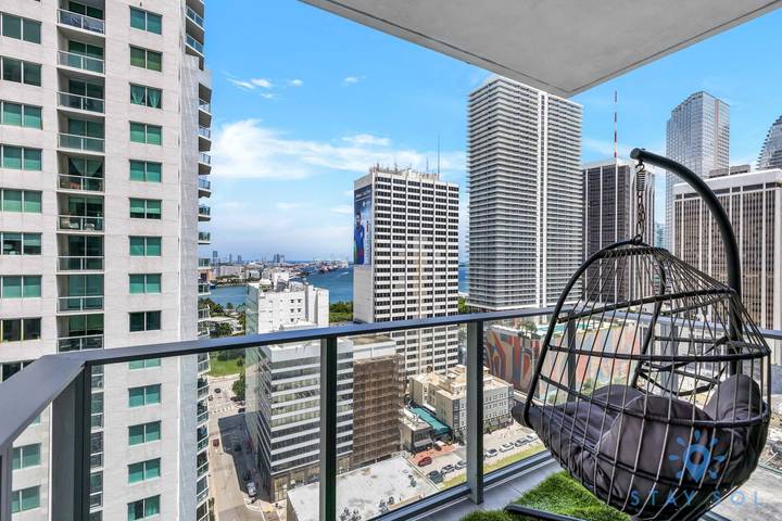 Gîte pour 4 personnes, avec piscine et balcon, adapté aux familles à Miami - 3